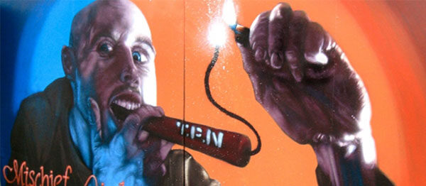 Uk artist Replete bombs in 3 dimensions.