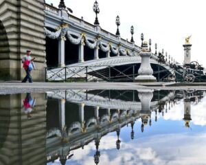 Beautiful Pictures Of Paris Reflected In Water